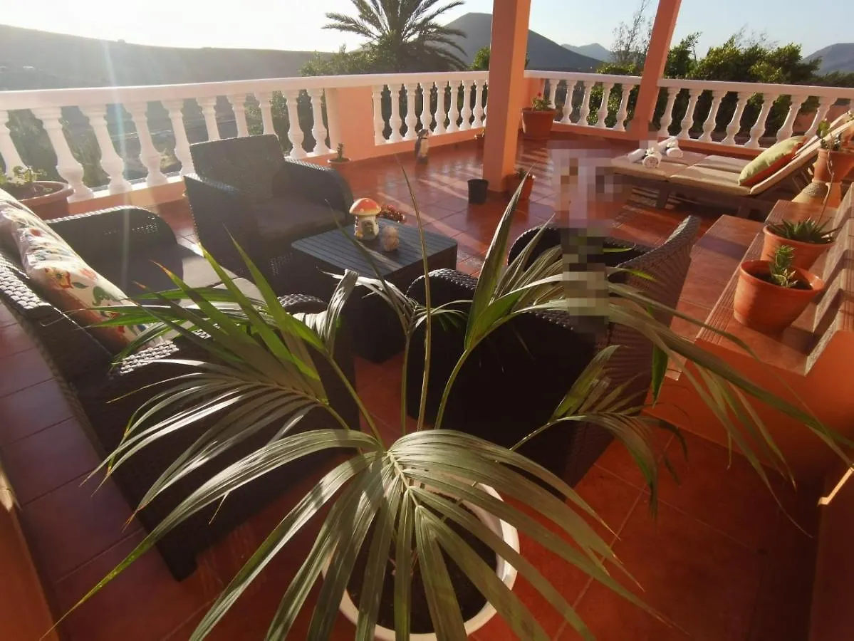Сasa de vacaciones Villa Casa LA GUALJAMA Tesejerague