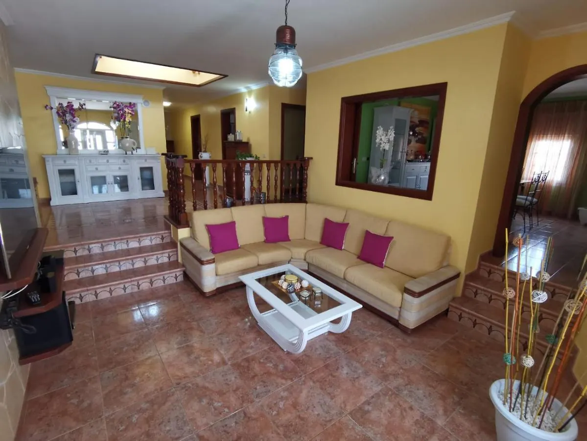 Villa Casa LA GUALJAMA Tesejerague 0*,