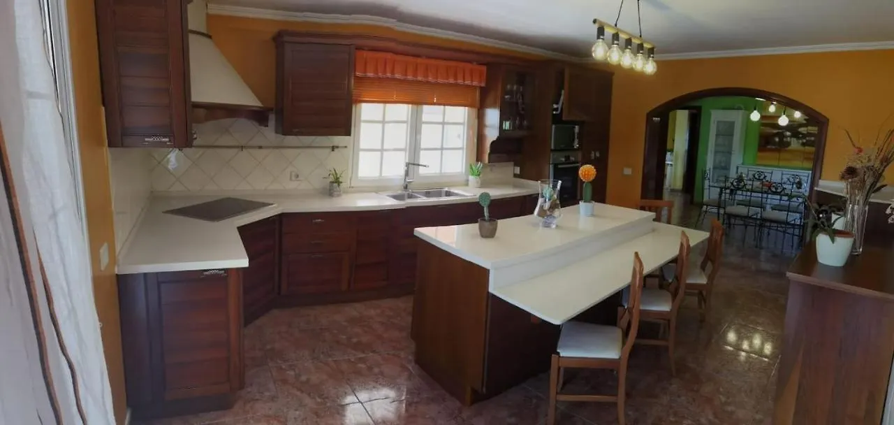 Сasa de vacaciones Villa Casa LA GUALJAMA Tesejerague